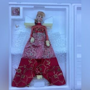 Holiday Gift Porcelain Barbie Collection #20128 Doll 1998 New in Box Christmas
